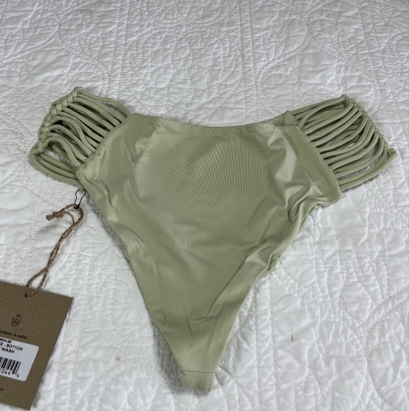 NWT Stone Fox Swim Aloe Wash Simone Bikini Bottoms - Picture 2 of 5